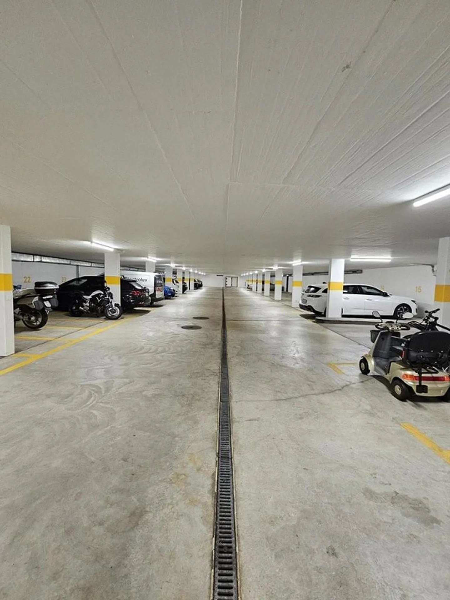 Qui la tua auto è parcheggiata in sicurezza - Foto 2 di 4