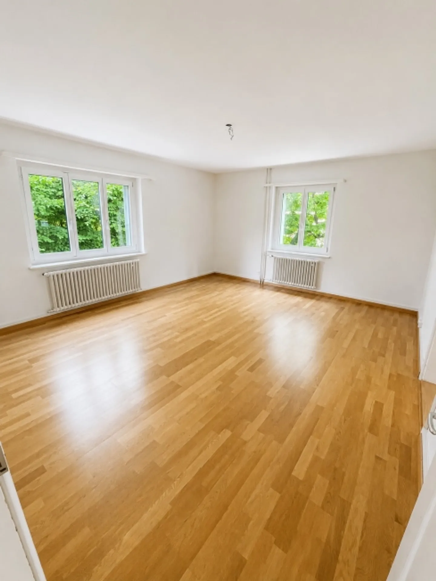 4-room apartment in Küsnacht near the lake and well connected - TEMPORARY - Photo 1 of 1