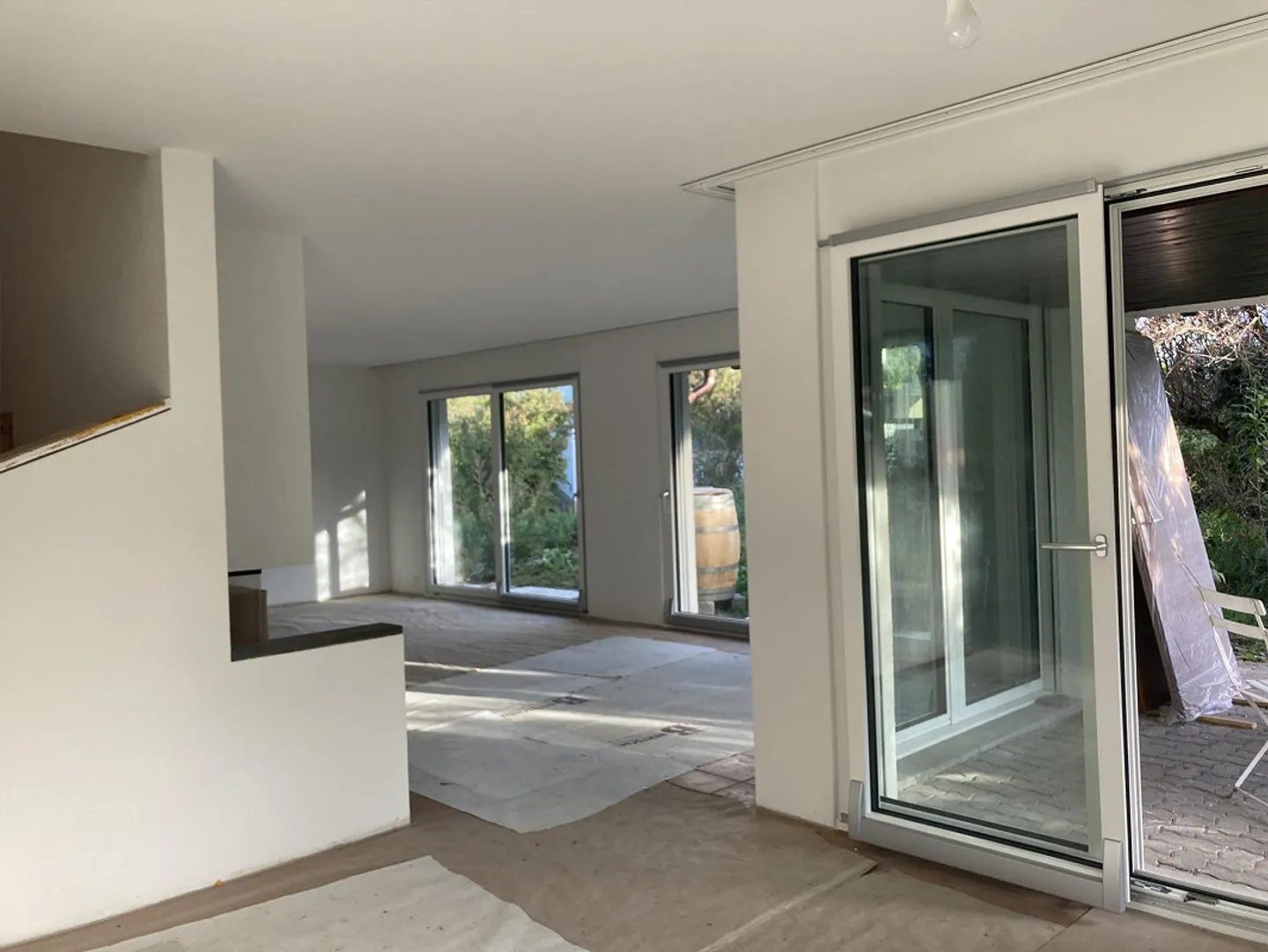 Casa unifamiliare indipendente di 6 stanze con giardino naturale - Foto 5 di 13