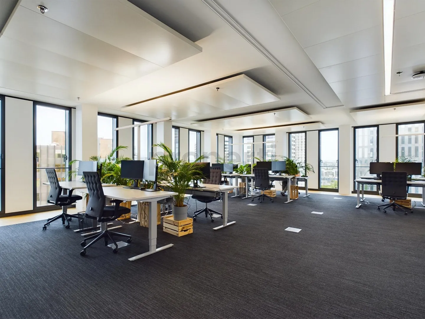 Ufficio moderno e luminoso a Oerlikon in posizione privilegiata - Foto 1 di 12