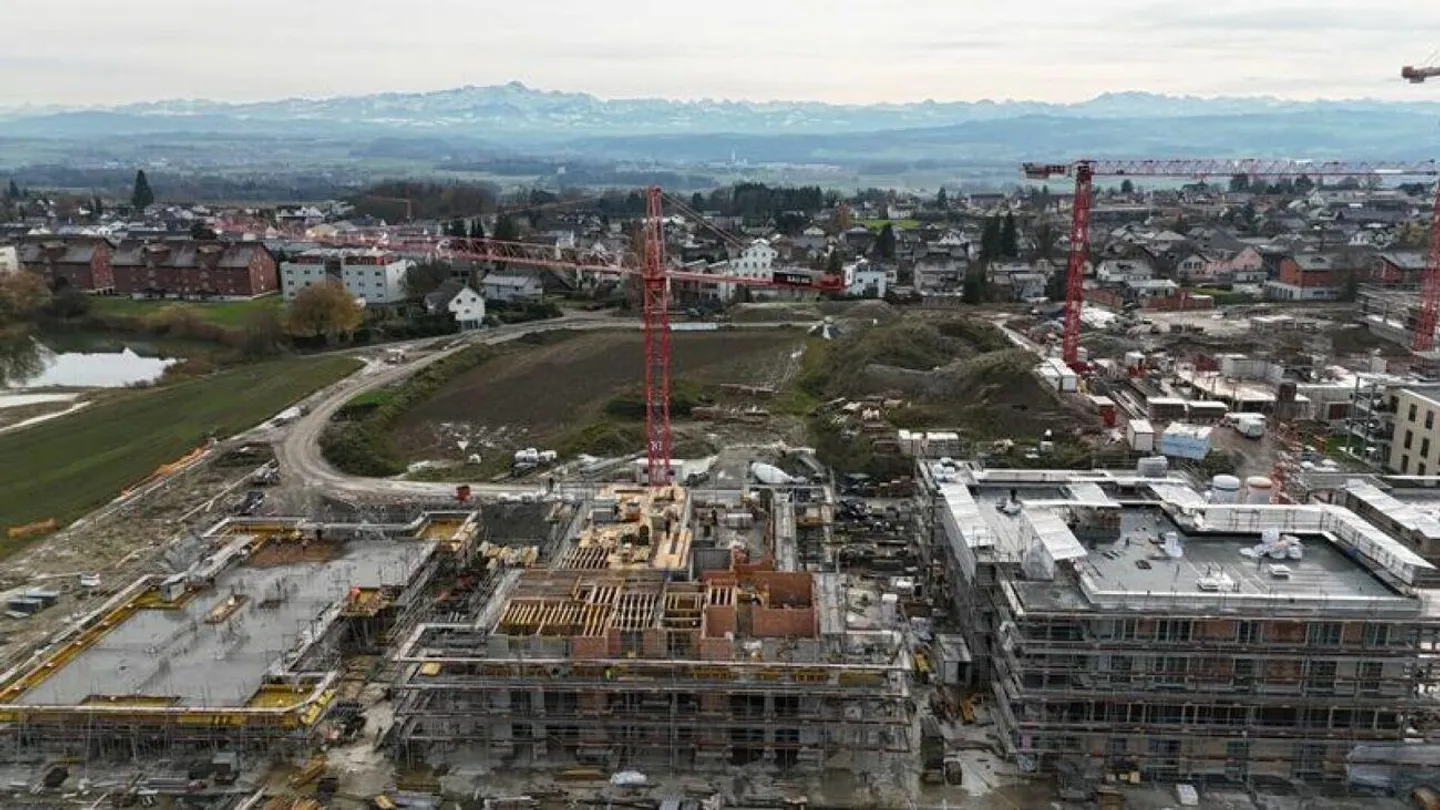 High-quality 4.5-room apartment with south orientation (C 1.2) - Photo 3 of 14