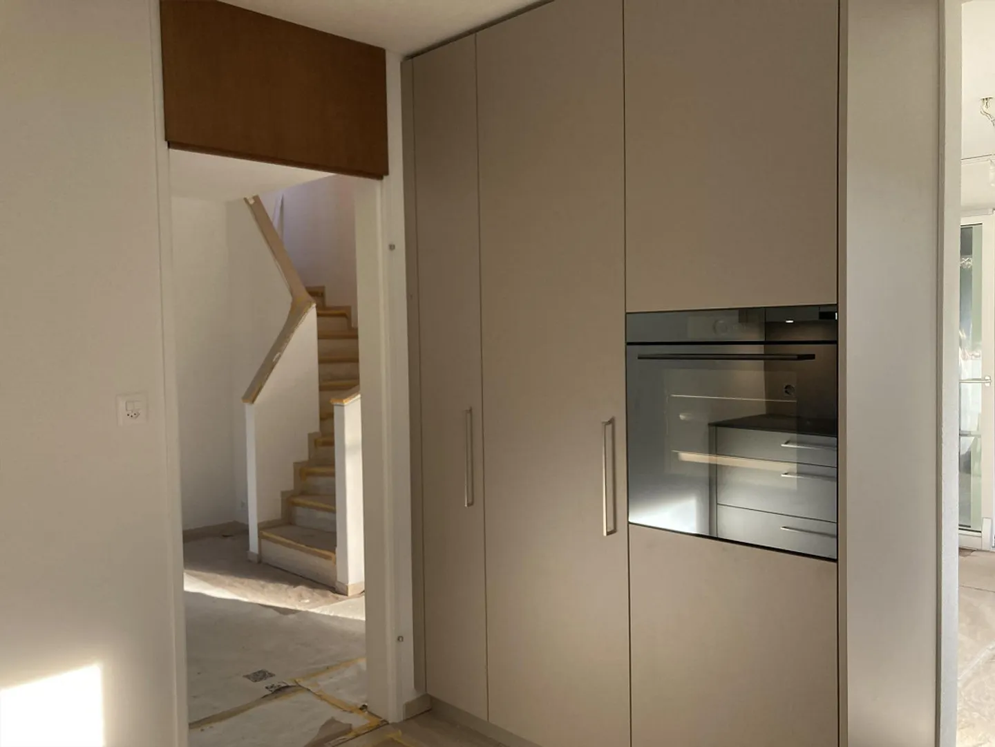 Casa unifamiliare indipendente di 6 stanze con giardino naturale - Foto 7 di 13