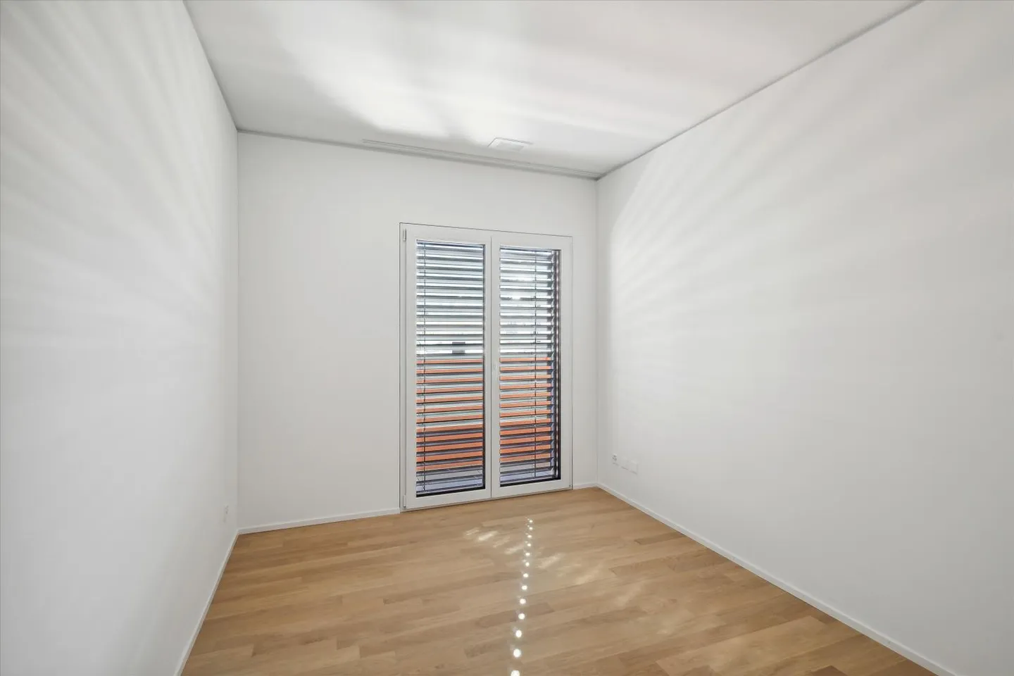 Appartement moderne de 4,5 pièces dans le centre-ville - Photo 6 sur 8