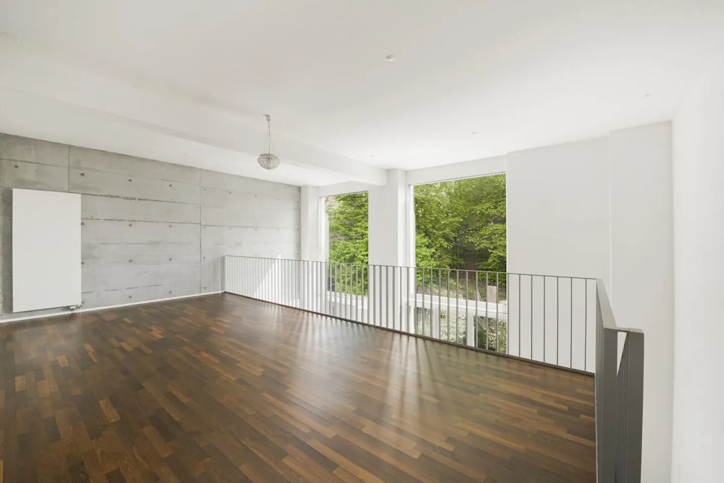Winterthur : Appartement en loft avec galerie et jardin dans le quartier Haldengut - Photo 3 sur 6