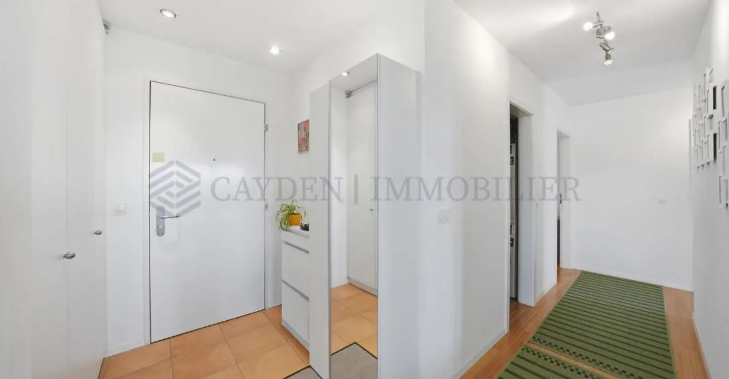 Magnificent 5.5-room apartment with panoramic view of the Alps - Photo 7 of 12