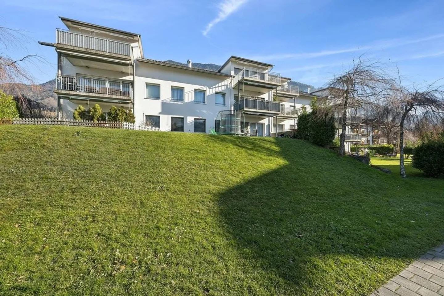 3.5 Zimmerwohnung an sonniger Lage zu vermieten - Foto 2 von 8