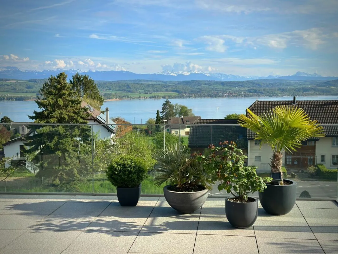 Appartamento in terrazza senza pari con vista sul lago e sulle Alpi - Foto 7 di 13
