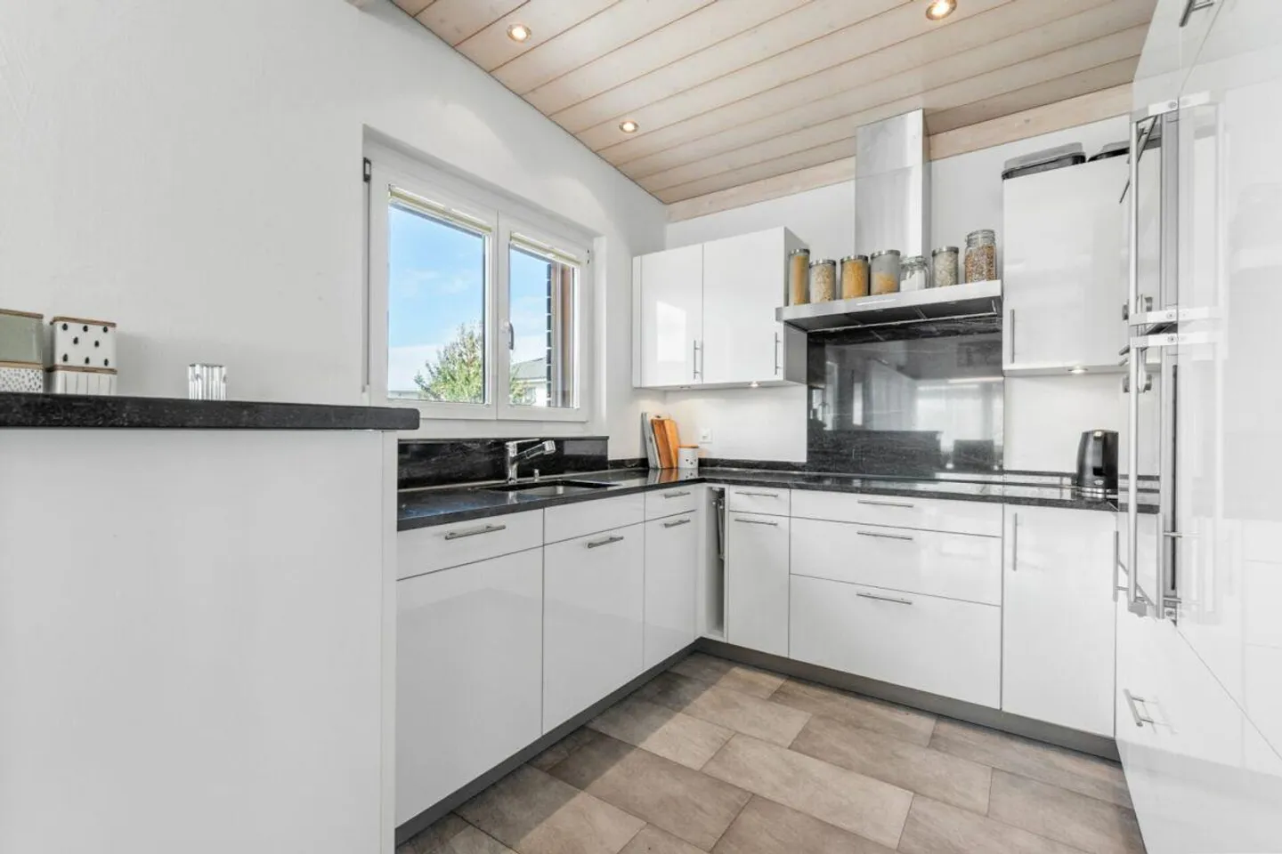 SMART INVESTMENT (BR 5.93%) - Photo 8 of 12