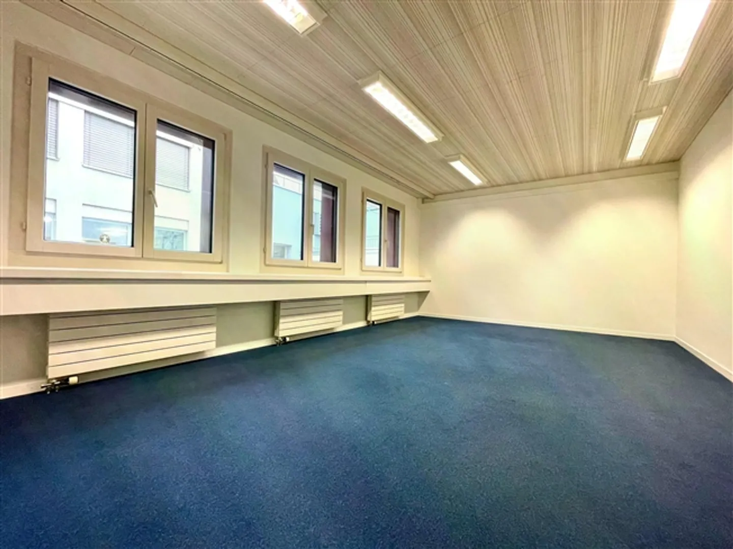 «212 m² Bürofläche mit Fensterfront in Aarau mieten» - Foto 7 von 11