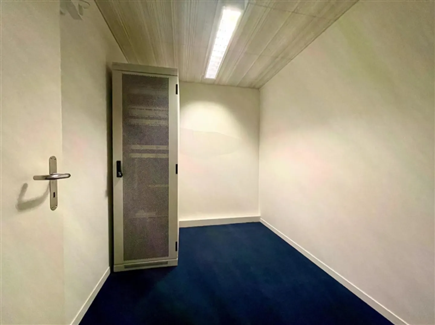 «212 m² Bürofläche mit Fensterfront in Aarau mieten» - Foto 8 von 11