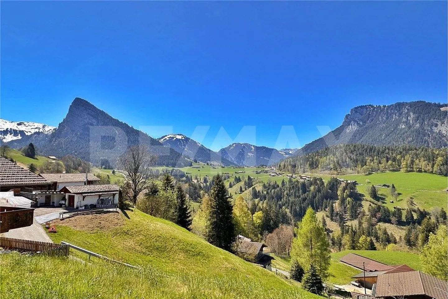 Incantevole e versatile - appartamento di 2,5 stanze come prima o seconda residenza - Foto 2 di 13