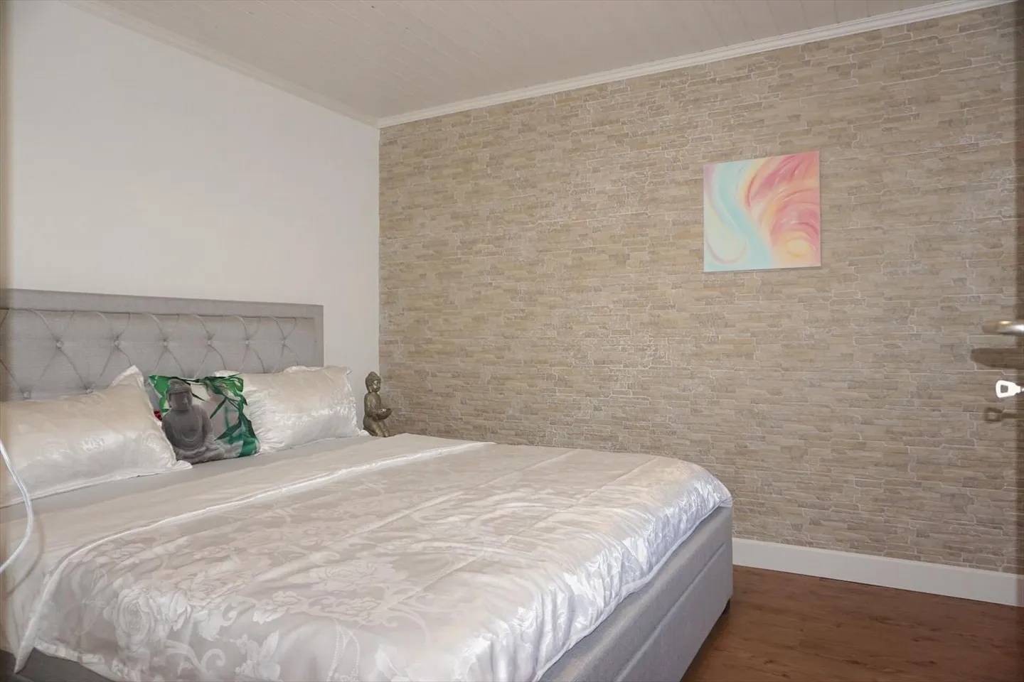 6-room house - Photo 6 of 13