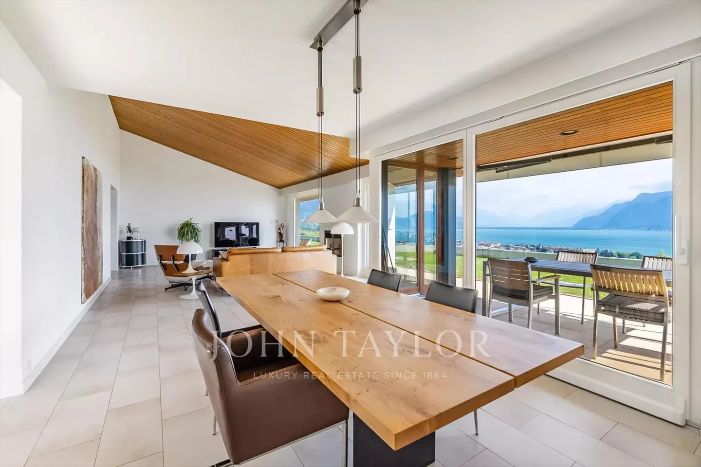 Magnifica villa nel cuore dei vigneti con vista spettacolare - Foto 8 di 13
