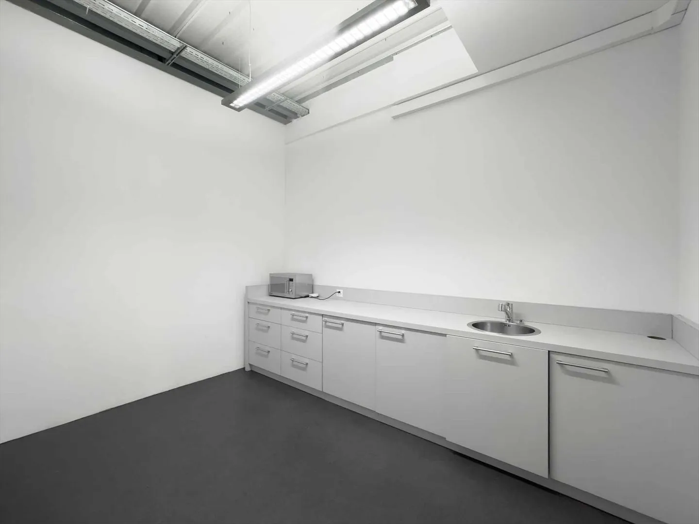 Bureau lumineux de 174m² à Carouge - Photo 5 sur 9
