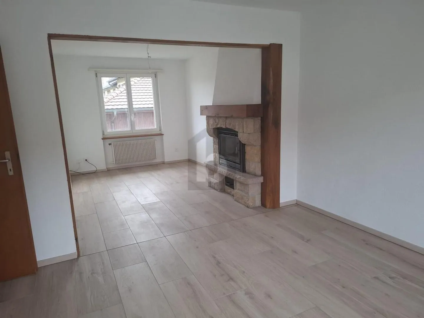 CALM AND CLOSE TO AMENITIES - Photo 3 of 6