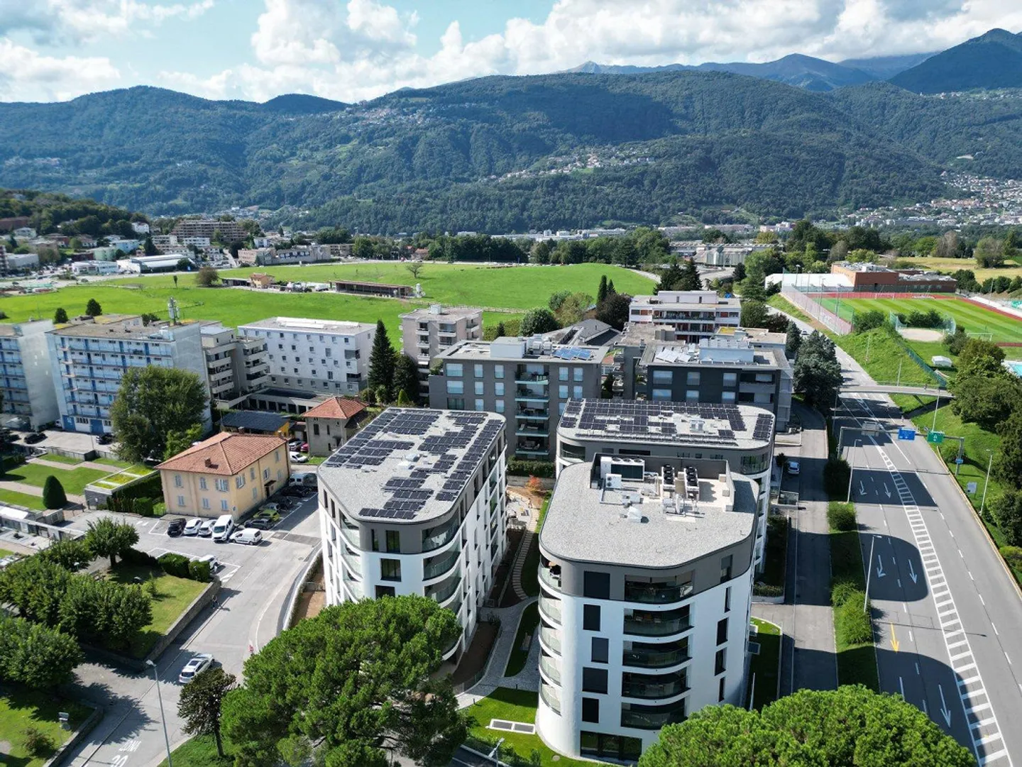 Morella Massagno - 2.5 pièces dans une zone stratégique - Photo 2 sur 12