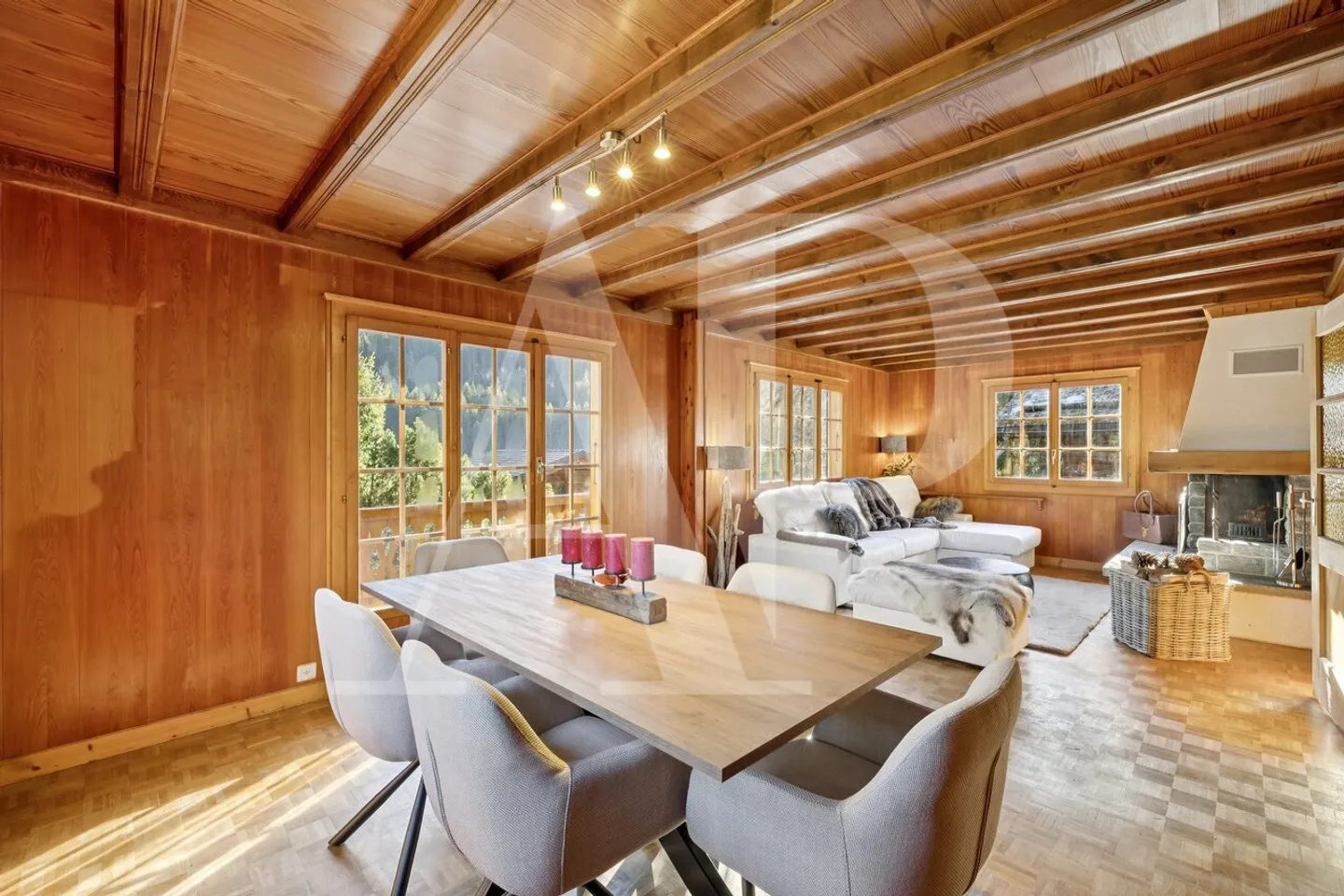 Enjoy a magical winter in this authentic chalet - Photo 23 of 31