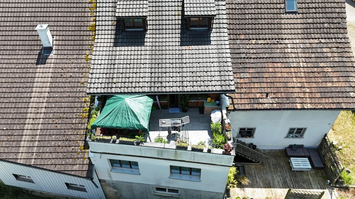 Appartement charmant avec terrasse à Bennwil - Photo 19 sur 22