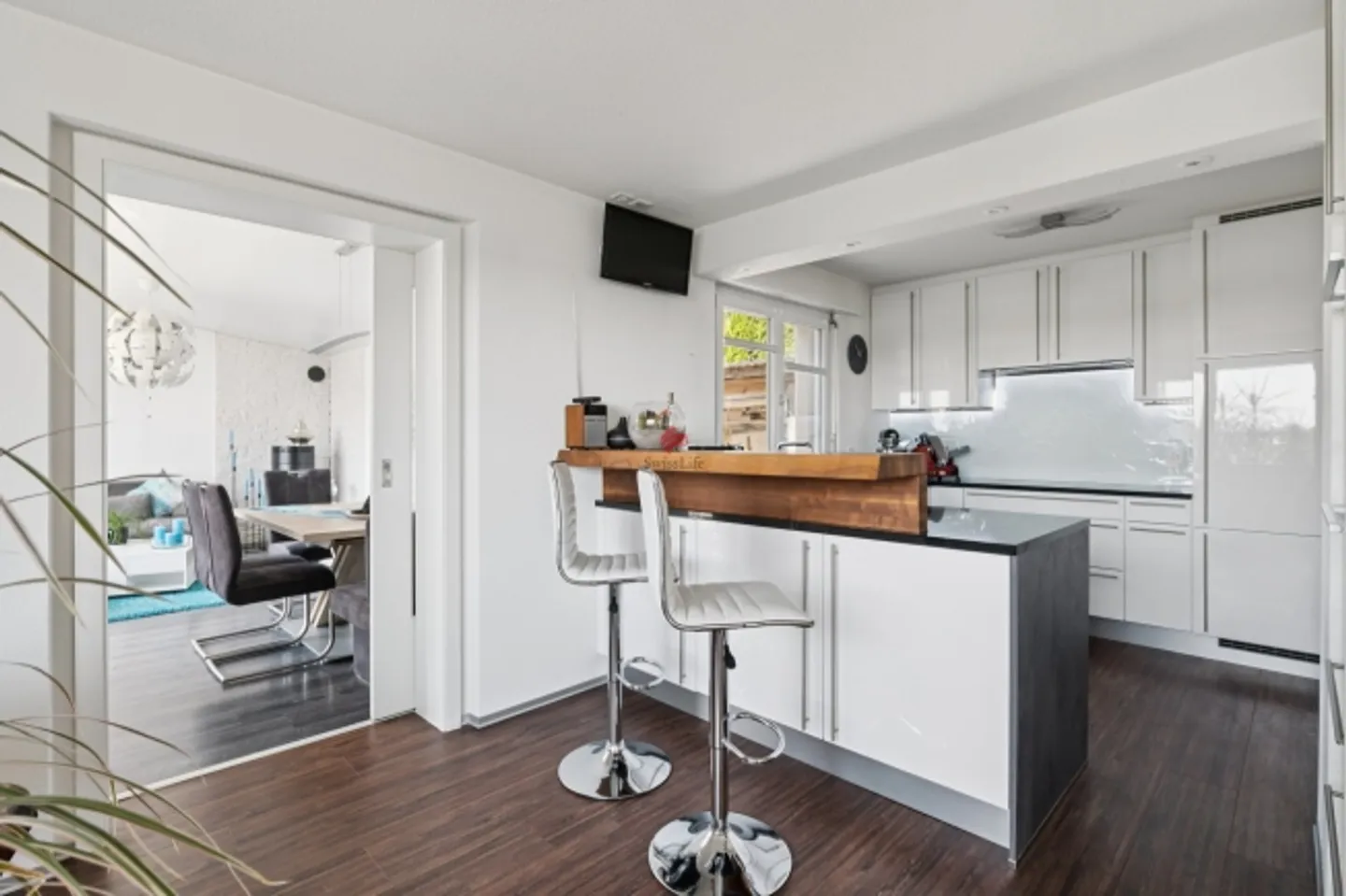 Your oasis of well-being with pool and large garden is waiting for you! - Photo 8 of 20