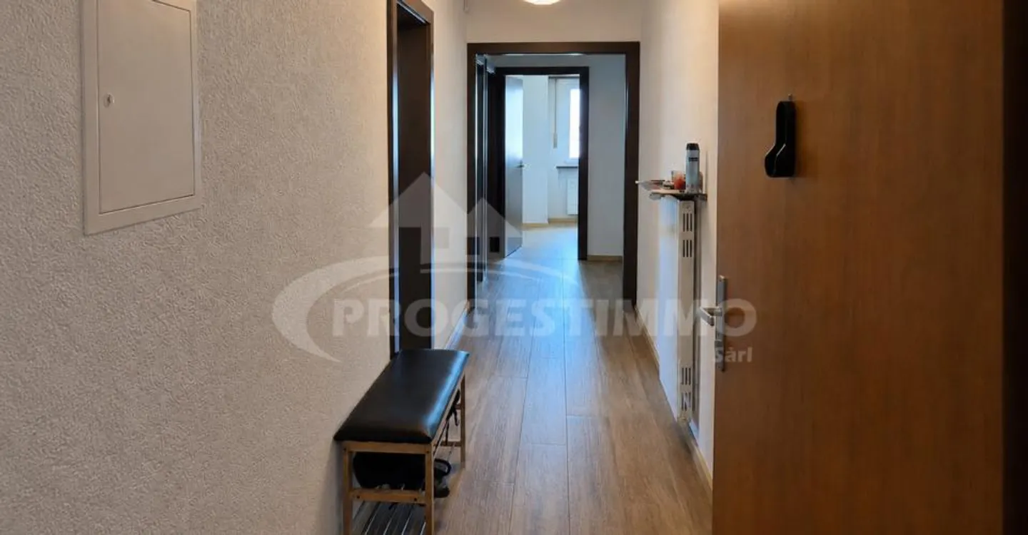 Appartamento 4.5 camere affascinante - Foto 4 di 9