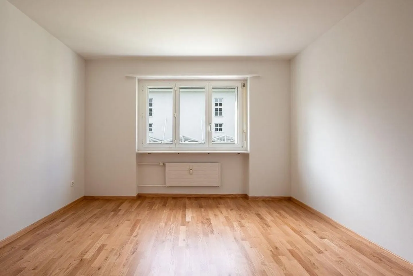 Situato in posizione comoda, ma tranquilla! - Foto 4 di 9