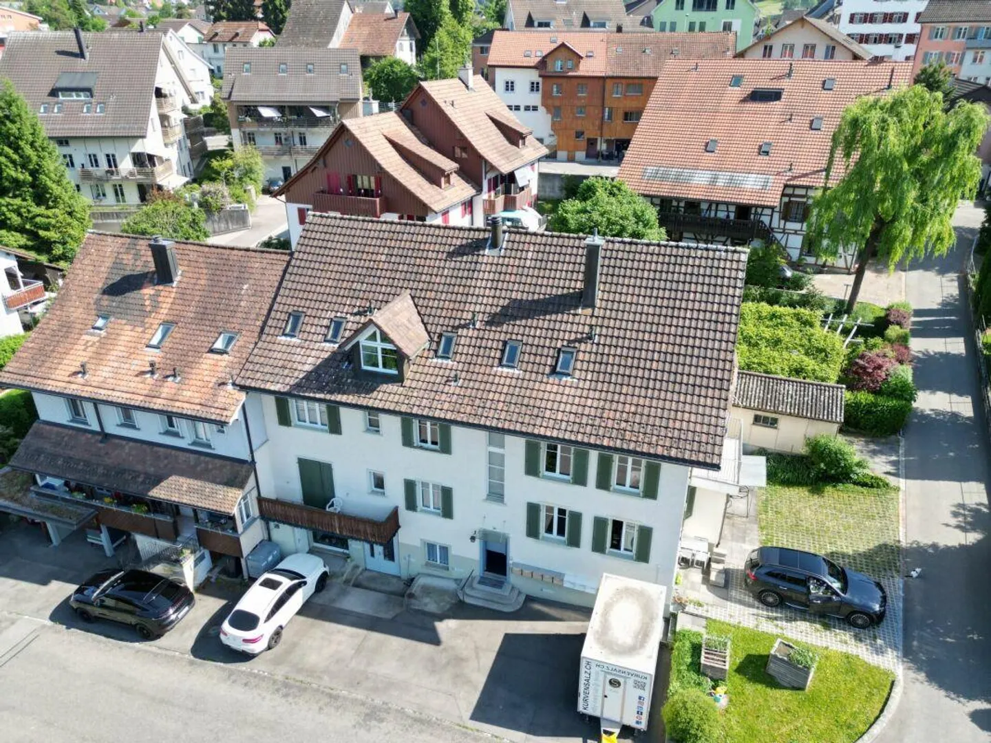 Appartamento 3.0 stanze parzialmente ristrutturato con balcone nel centro del villaggio di Elgg - Foto 16 di 16