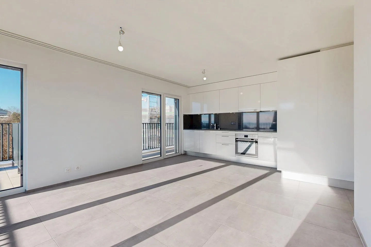 Magnifique nouvel appartement en penthouse avec terrasse et vue sur le lac - Photo 1 sur 13