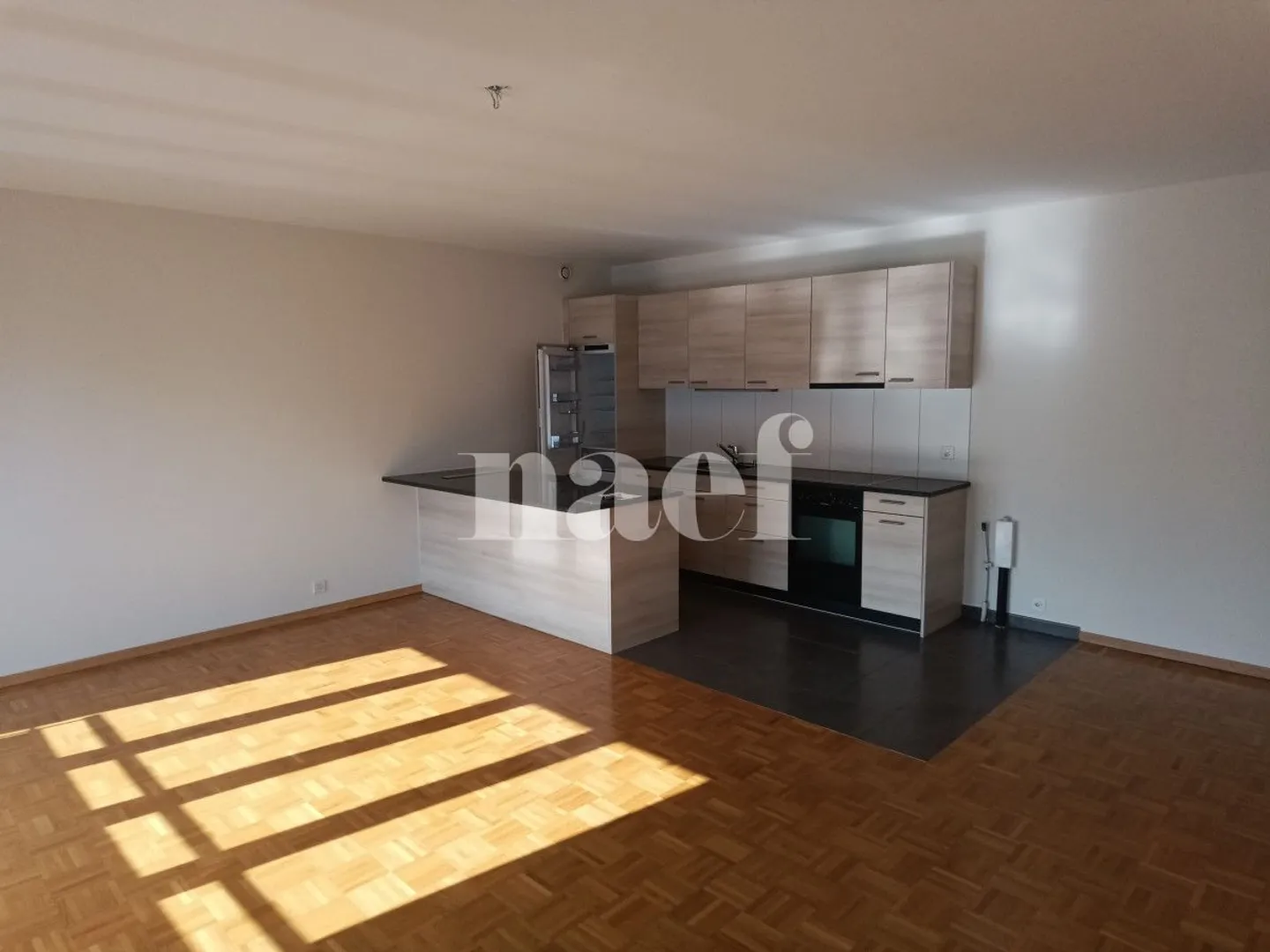 Appartamento 4 locali - Foto 2 di 7