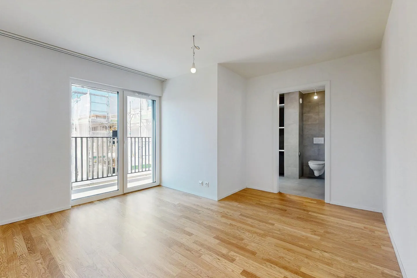 Magnifique nouvel appartement en penthouse avec terrasse et vue sur le lac - Photo 6 sur 13