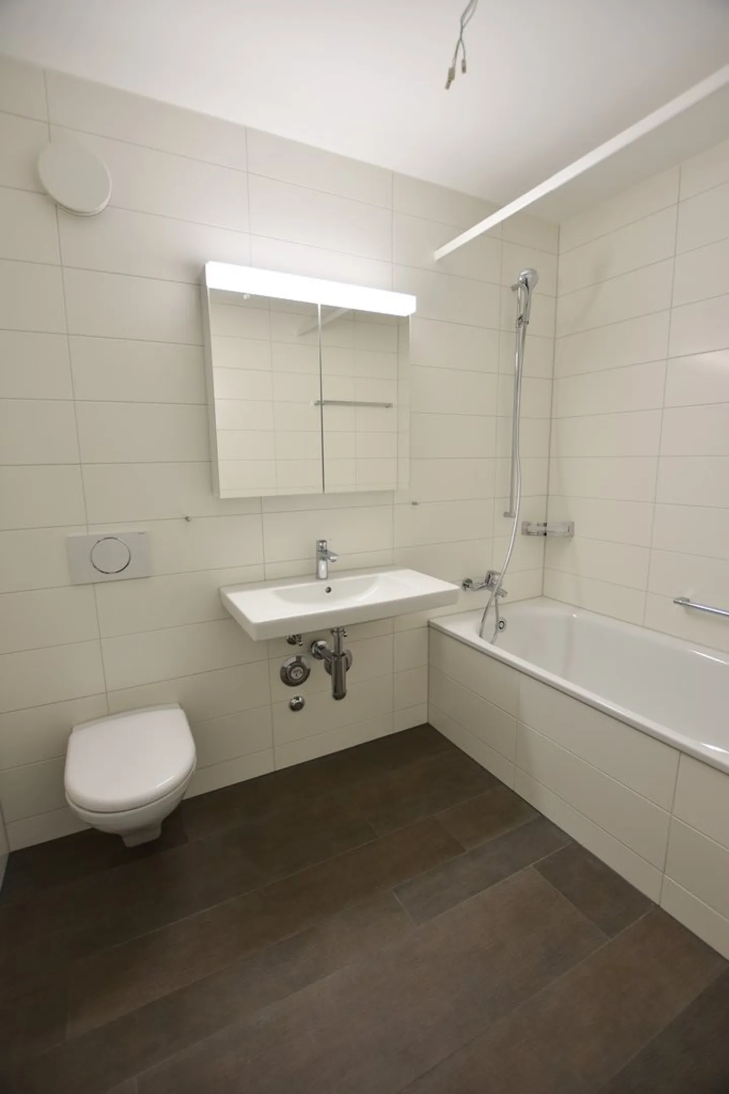 Appartamento moderno 2.5 locali a Biel - Foto 1 di 10