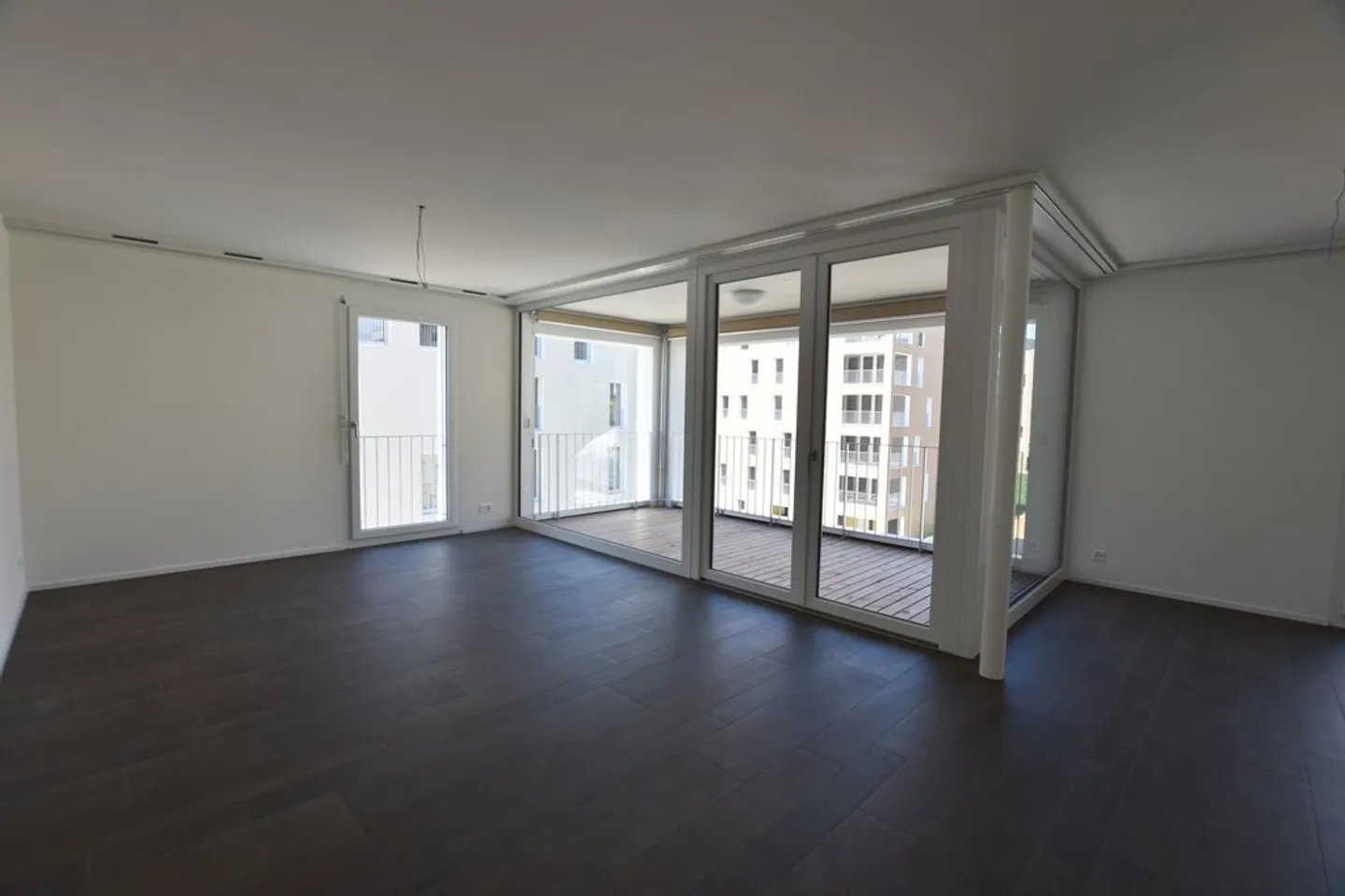 Appartamento moderno 2.5 locali a Biel - Foto 2 di 10