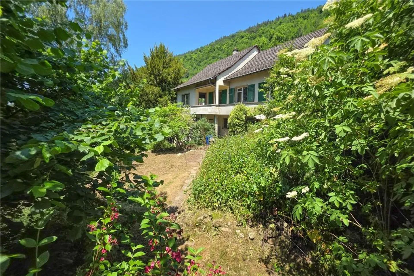 Charmantes Einfamilienhaus - Foto 1 von 13