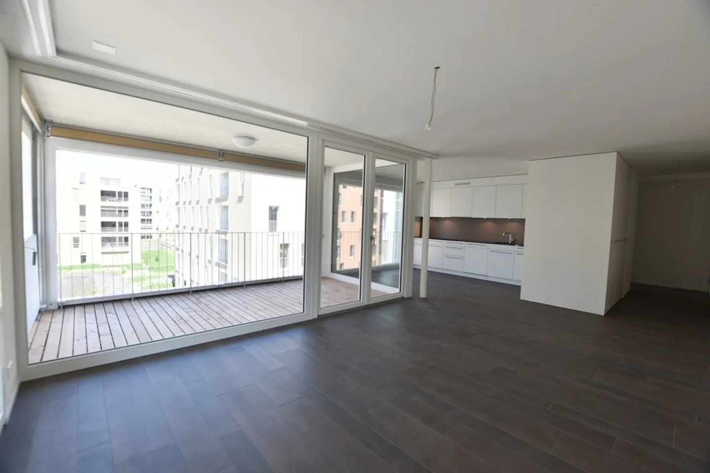 Appartamento moderno 2.5 locali a Biel - Foto 4 di 10