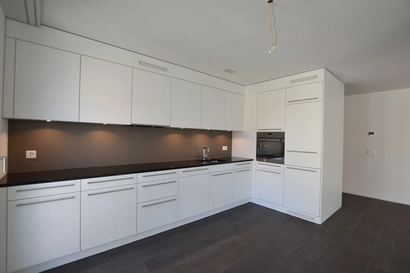 Appartamento moderno 2.5 locali a Biel - Foto 5 di 10