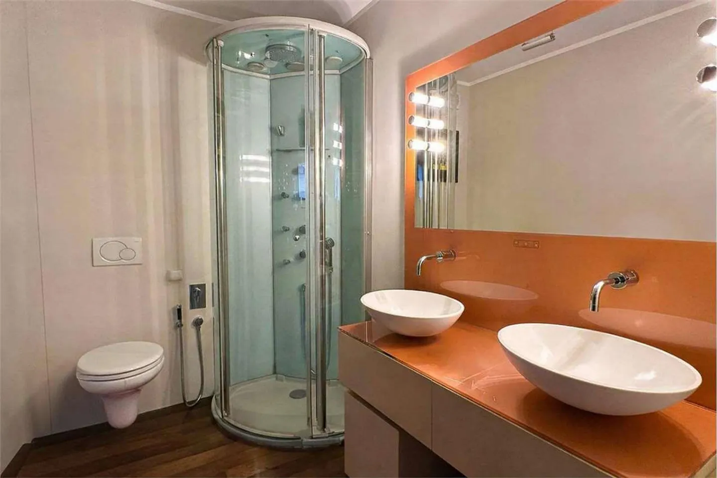 Duplex Penthouse - Photo 9 of 9