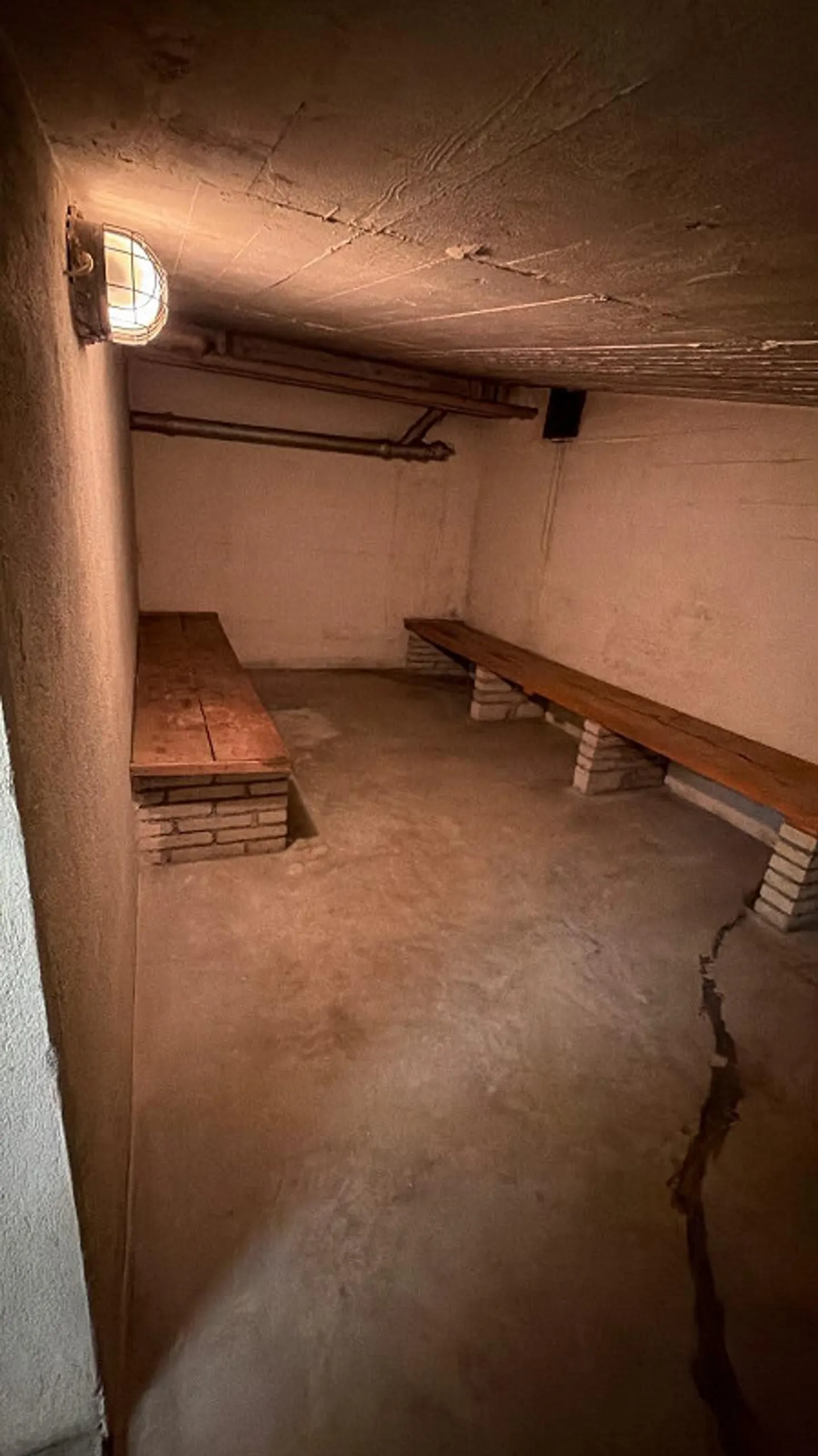 Espace de stockage à louer au 1er sous-sol - Photo 2 sur 5