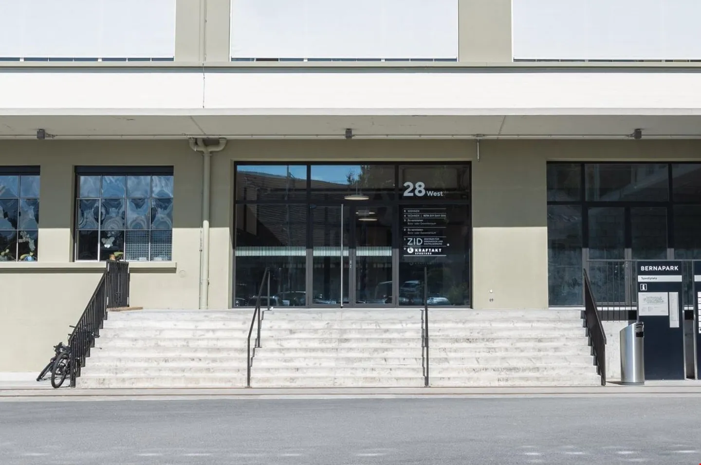 Moderne Einzelbüros in attraktivem Umfeld: 20m2 - 43m2 (für 3-8 APs) - Foto 4 von 12