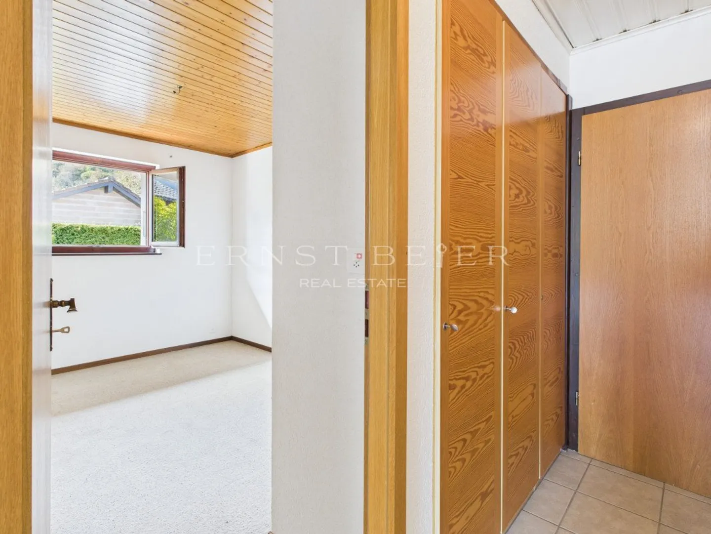 Beautiful detached villa on the ground floor, in a quiet and green area - Photo 10 of 13