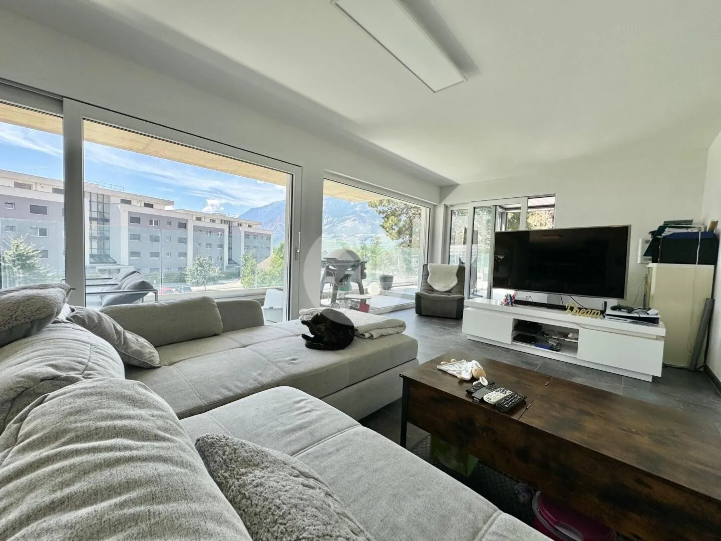 Riddes – Excellent, spacieux et lumineux avec grande terrasse et suite parentale - Photo 8 sur 13