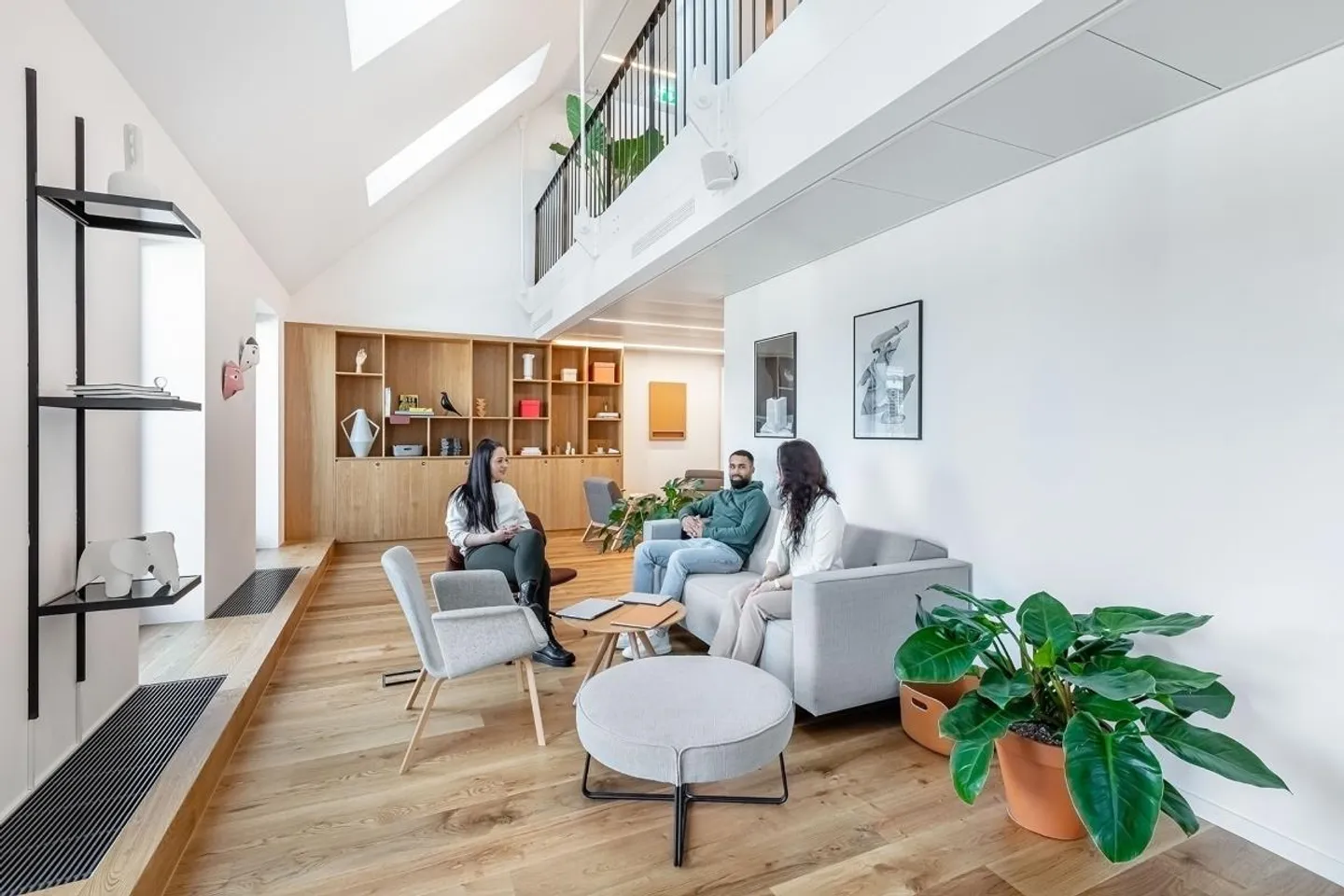 Find large offices in Spaces Seefeld for 15 people - Photo 9 of 11