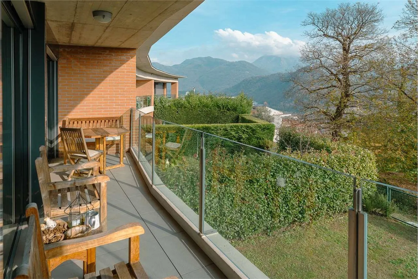 Gravesano: elegante appartamento di 3,5 locali con vista panoramica - Foto 6 di 9