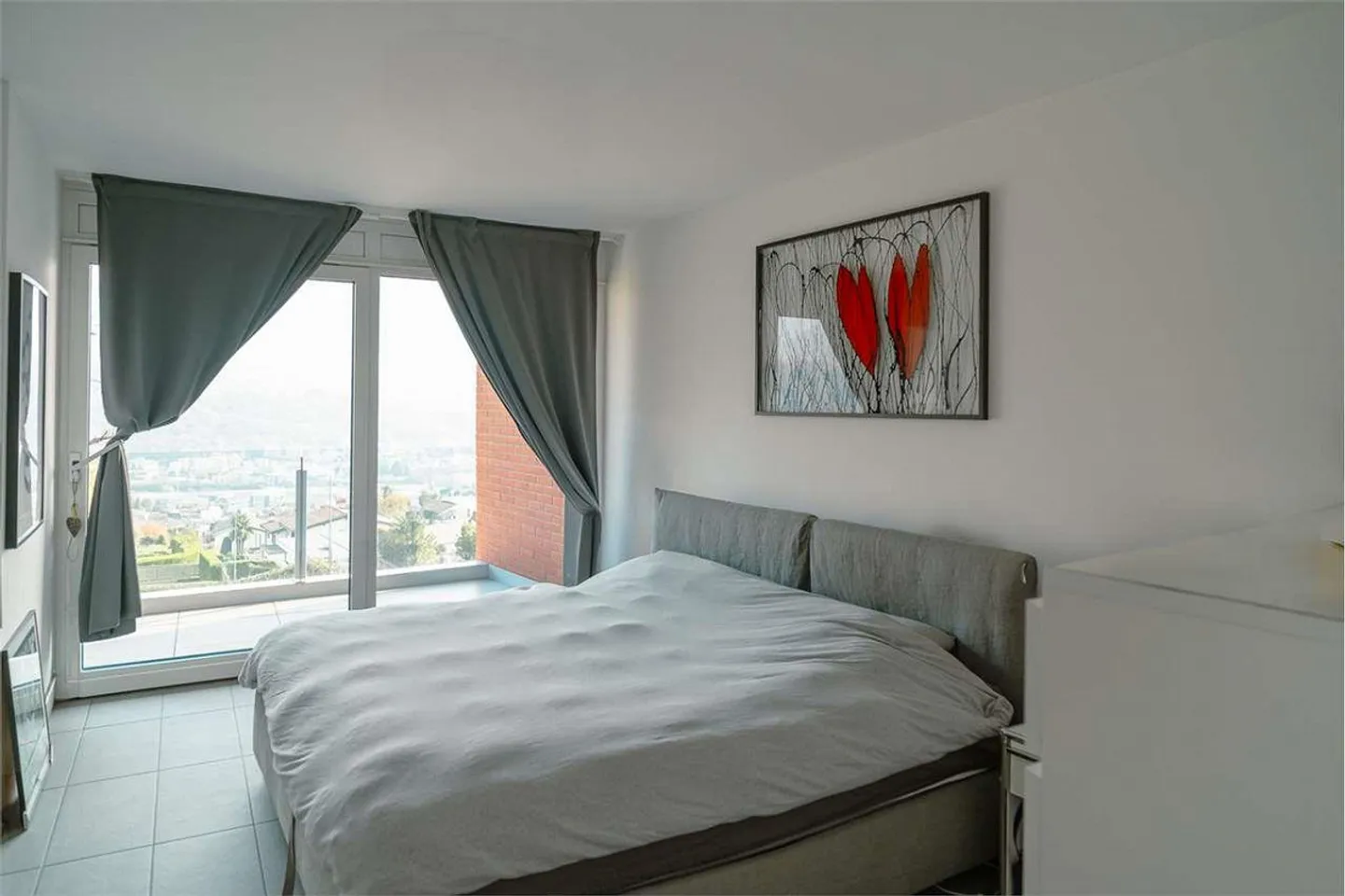 Gravesano: elegante appartamento di 3,5 locali con vista panoramica - Foto 8 di 9