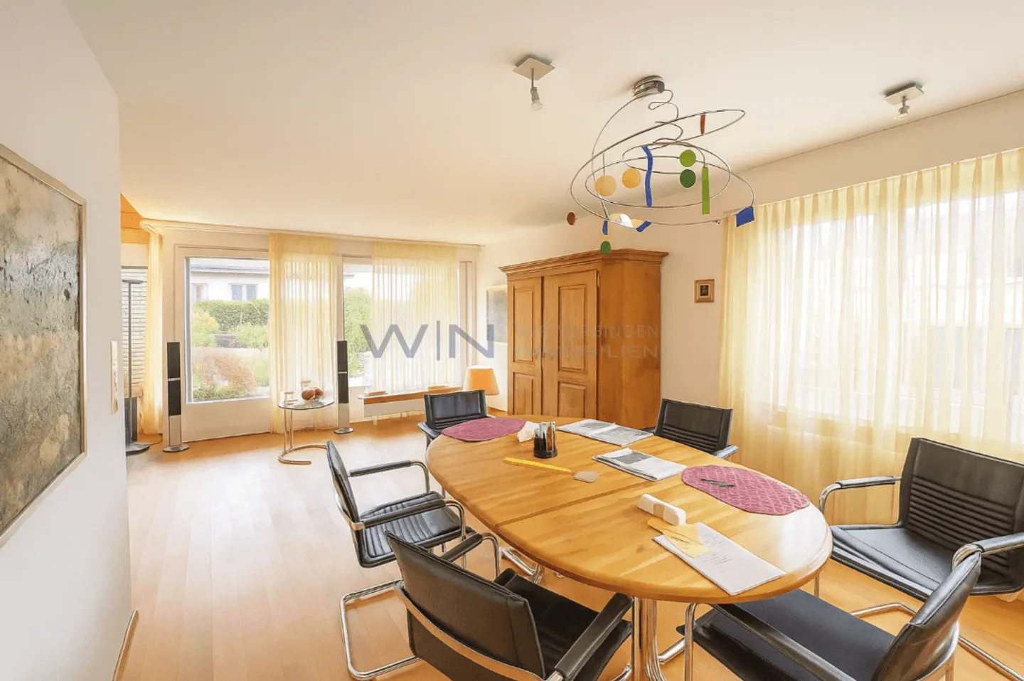 5.5 Room House - Photo 5 of 9