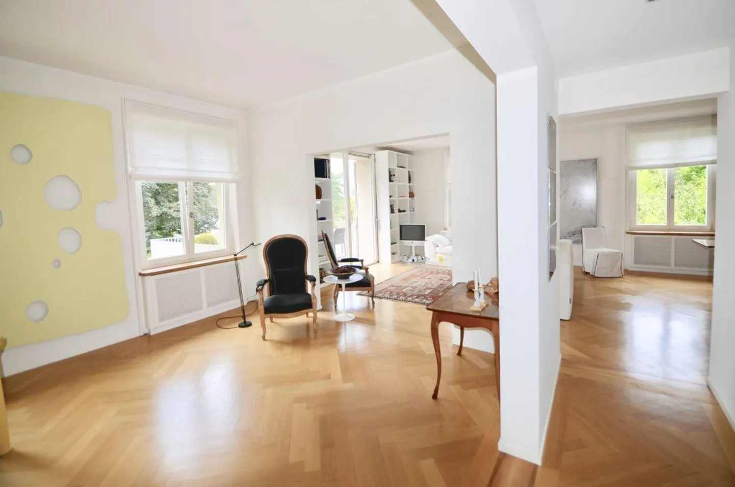 Möbliert: Gediegene Gästewohnung in herrschaftlicher Villa - Foto 4 von 14