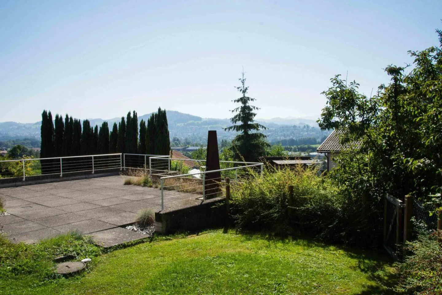 Maison individuelle exclusive avec appartement séparé et vue panoramique dégagée sur le Säntis - Photo 28 sur 30