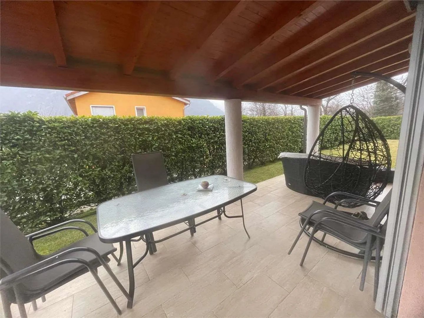 Incantevole casa familiare a Mezzovico - Foto 3 di 13