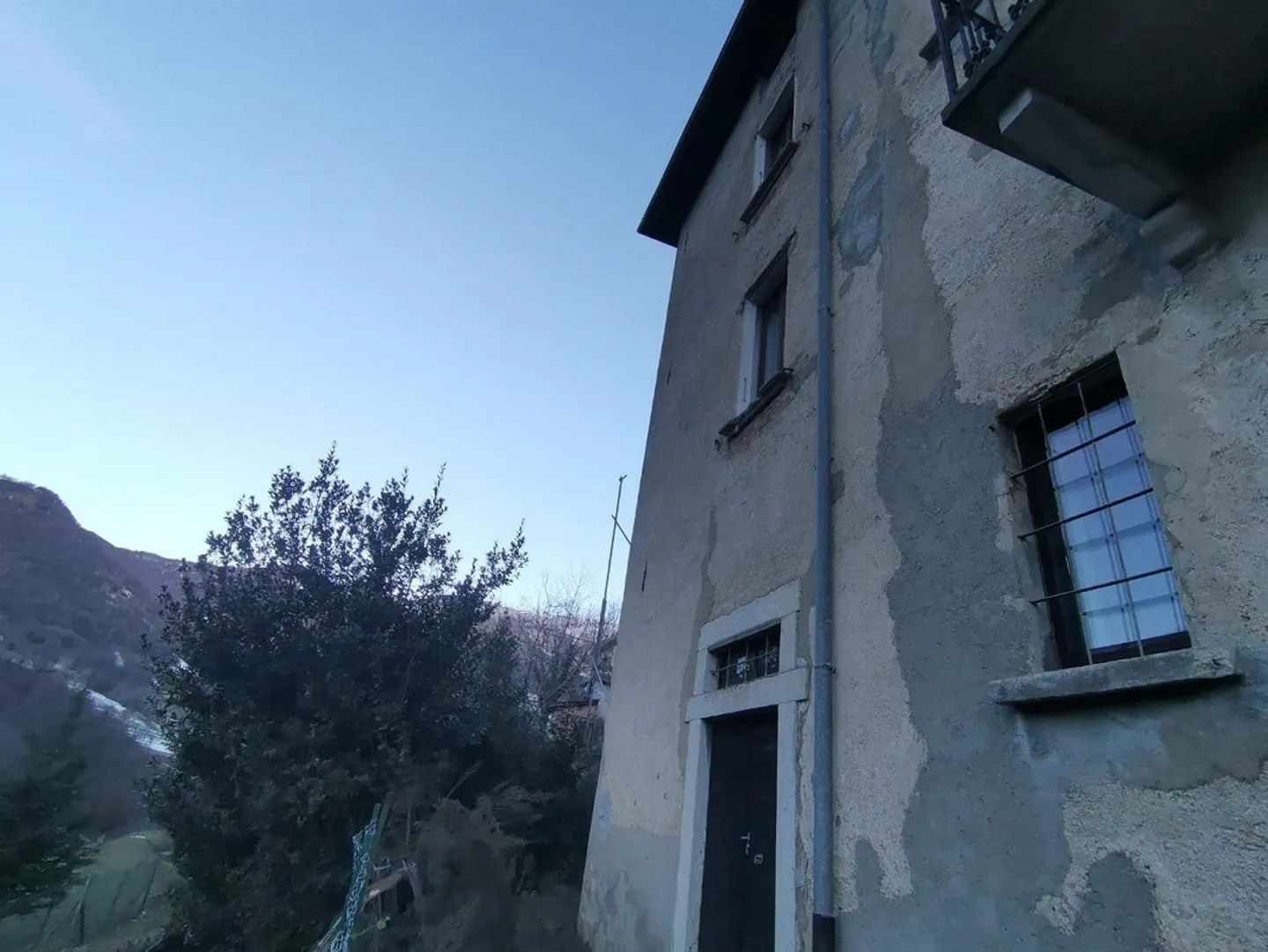 Casa singola in affitto - Foto 3 di 12