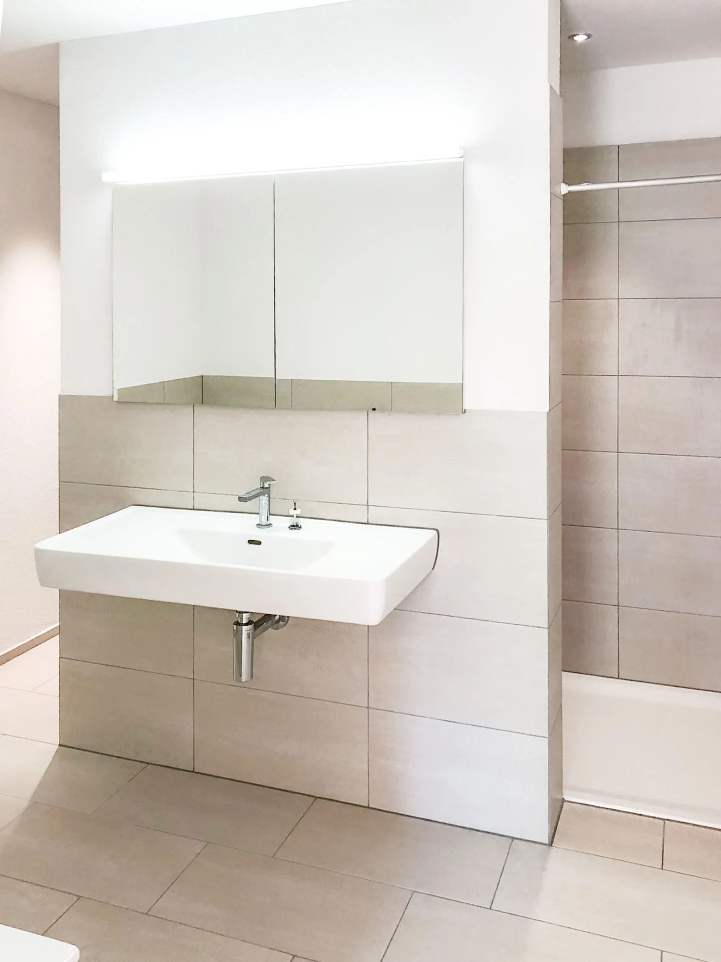 Vivere al sole con ampia terrazza e vista panoramica sulla natura - Foto 6 di 10