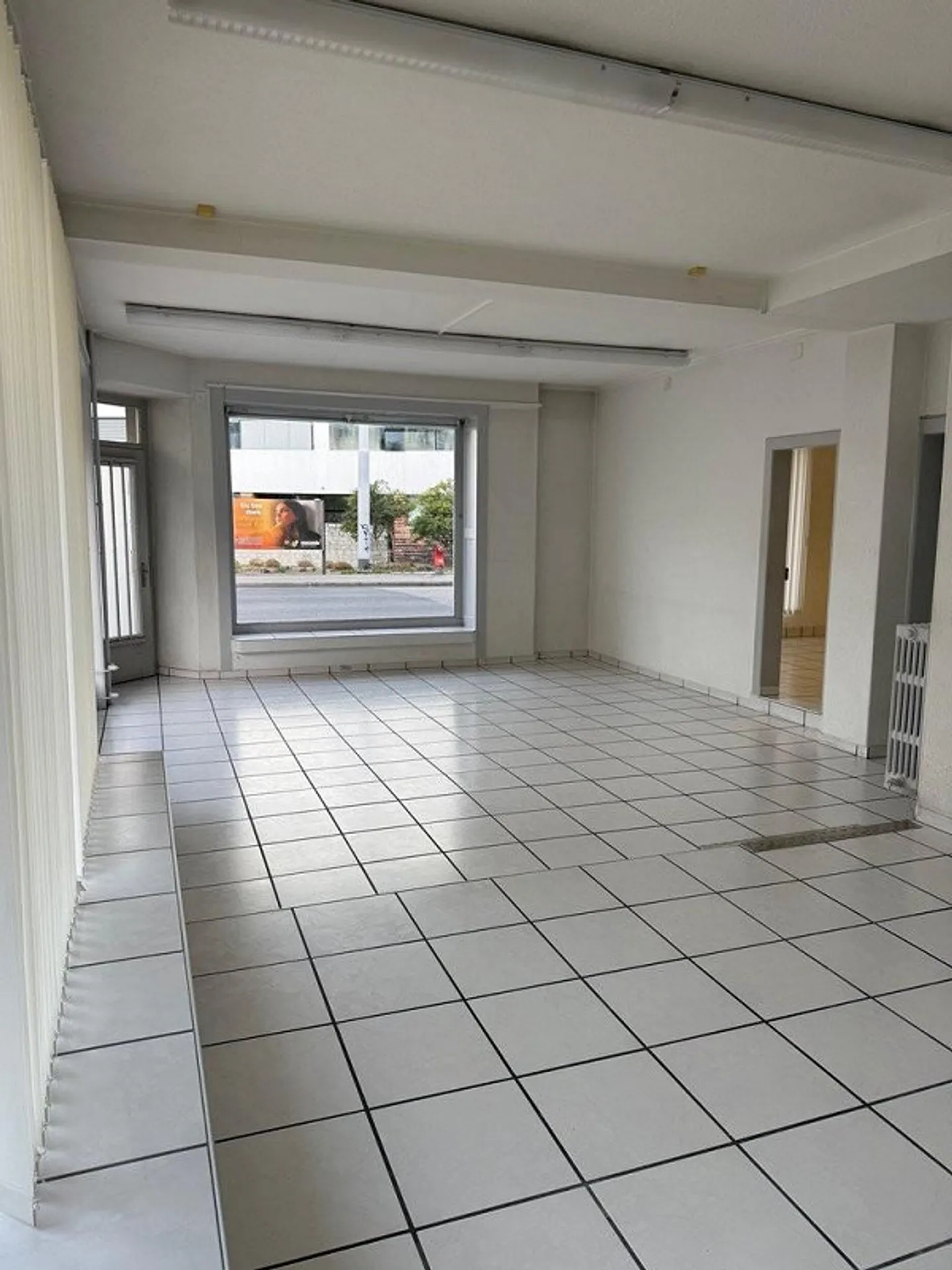 Verwirklichen Sie Ihre Geschäftsidee an bester Sichtlage in Biel! - Foto 3 von 8