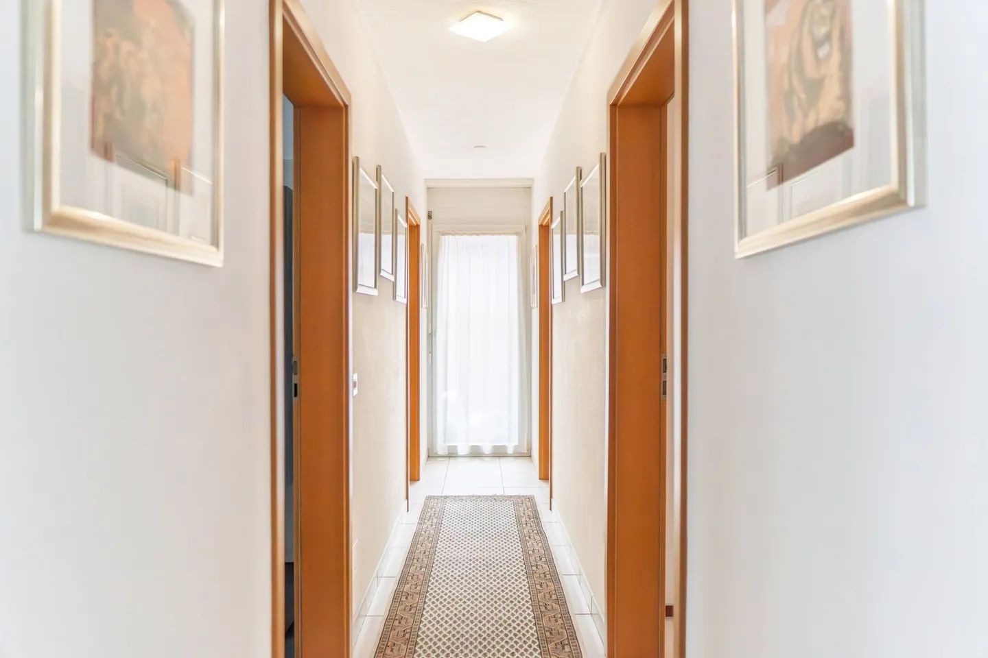 Das 5.5-Zimmer-Smart-Haus vor den Toren des Tessins - Foto 8 von 16